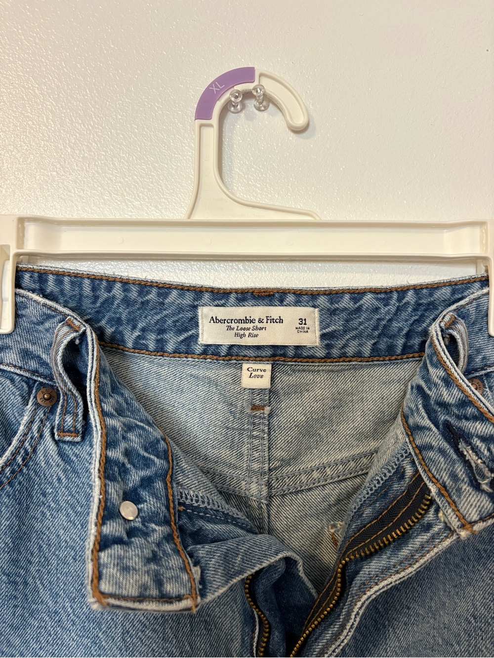 Abercrombie Loose High Rise Shorts - Picture 4 of 6